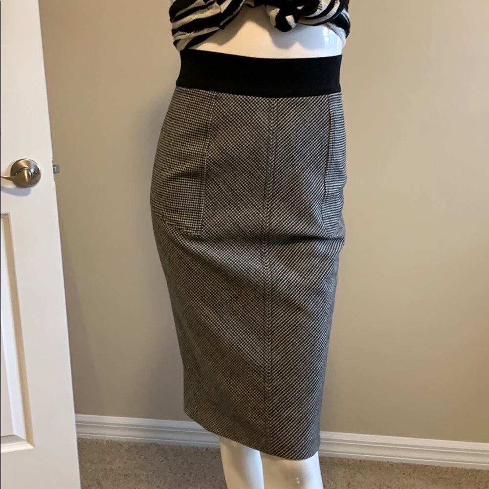Diane von Furstenberg Herringbone Black Waistband Lined Pencil Skirt 6 NWOT